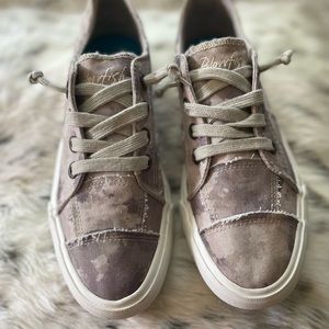 Blowfish Malibu Women’s Maxine Earth Camo Slip On Sneaker